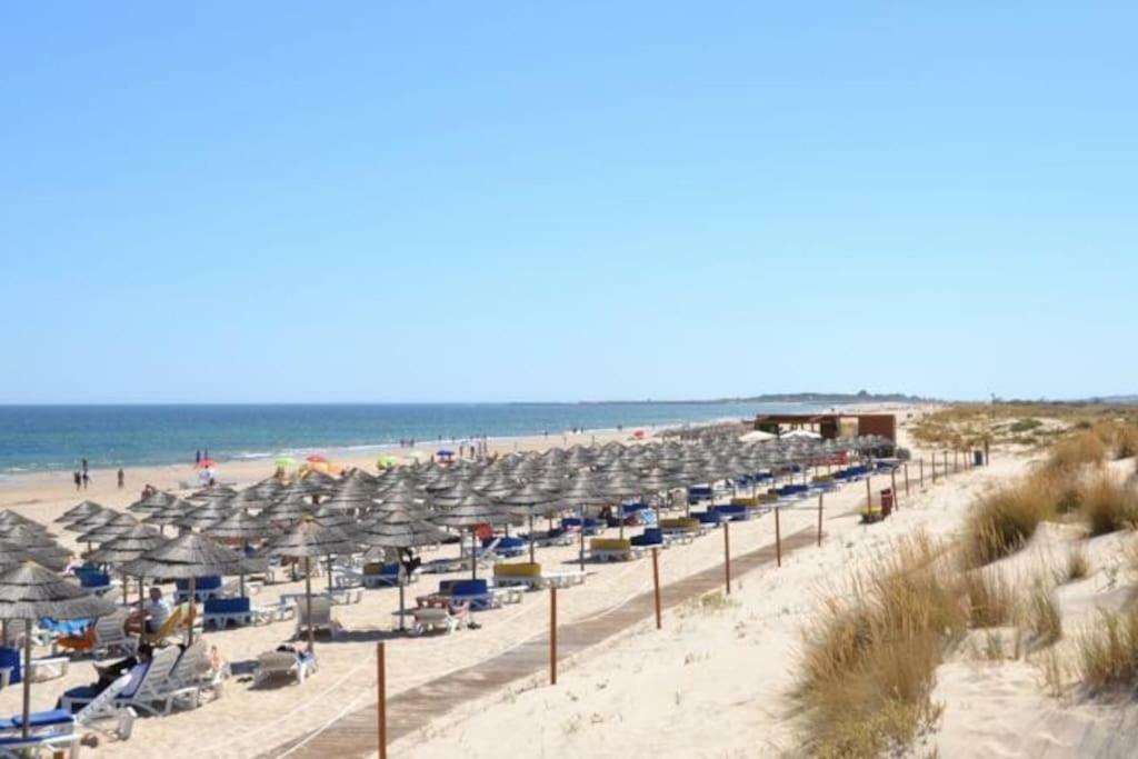 Home4U - Cosy Apartment With Fantastic Terrace Cabanas De Tavira Dış mekan fotoğraf